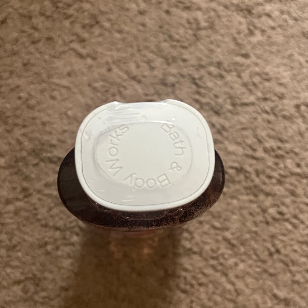 Bath & Body Works Brown Sugar & Fig Shower Gel - Picture 3 of 3